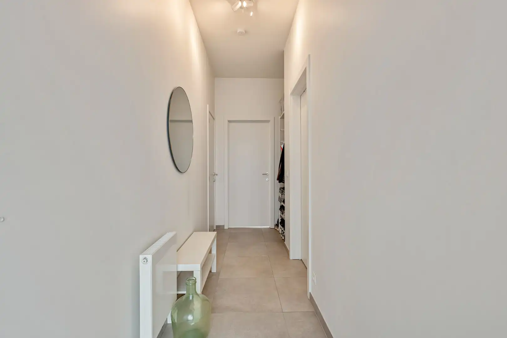 Lichtrijk BEN-appartement, 1 slpk, met ruim terras op toplocatie! foto 2