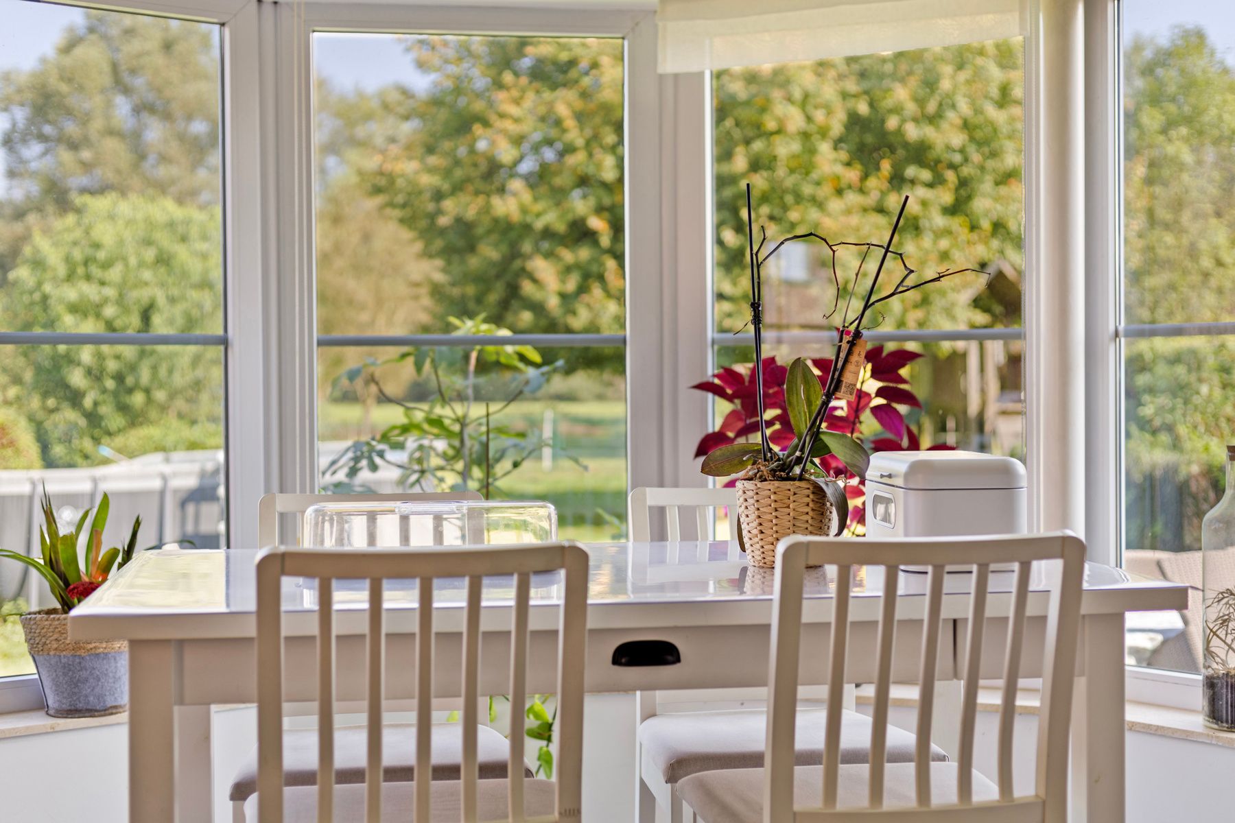 Instapklare villa met 5 kamers, 2 badkamers en grote tuin! foto 11