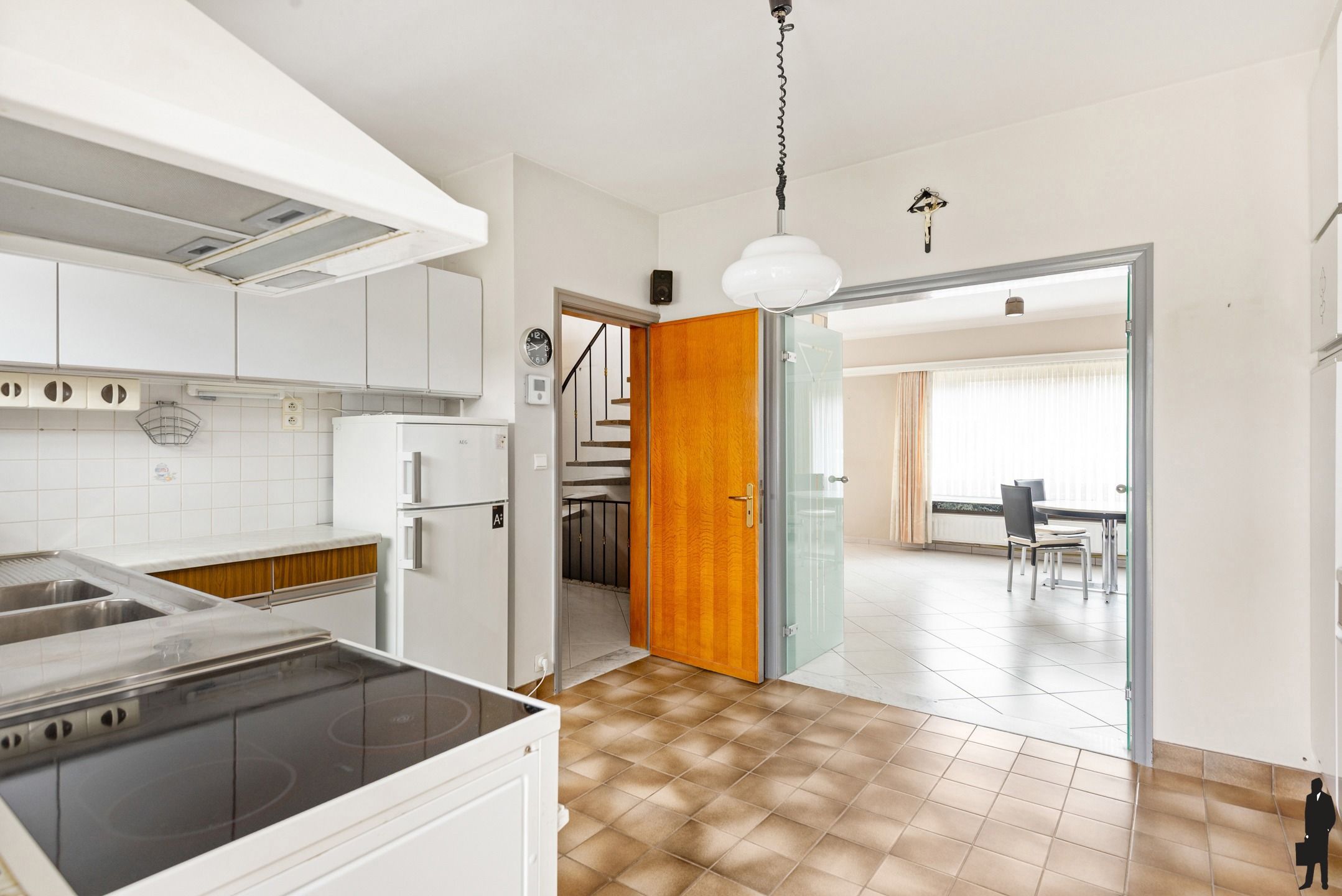 Te renoveren woning met 3 slpks op een TOP locatie in Hove  foto 13