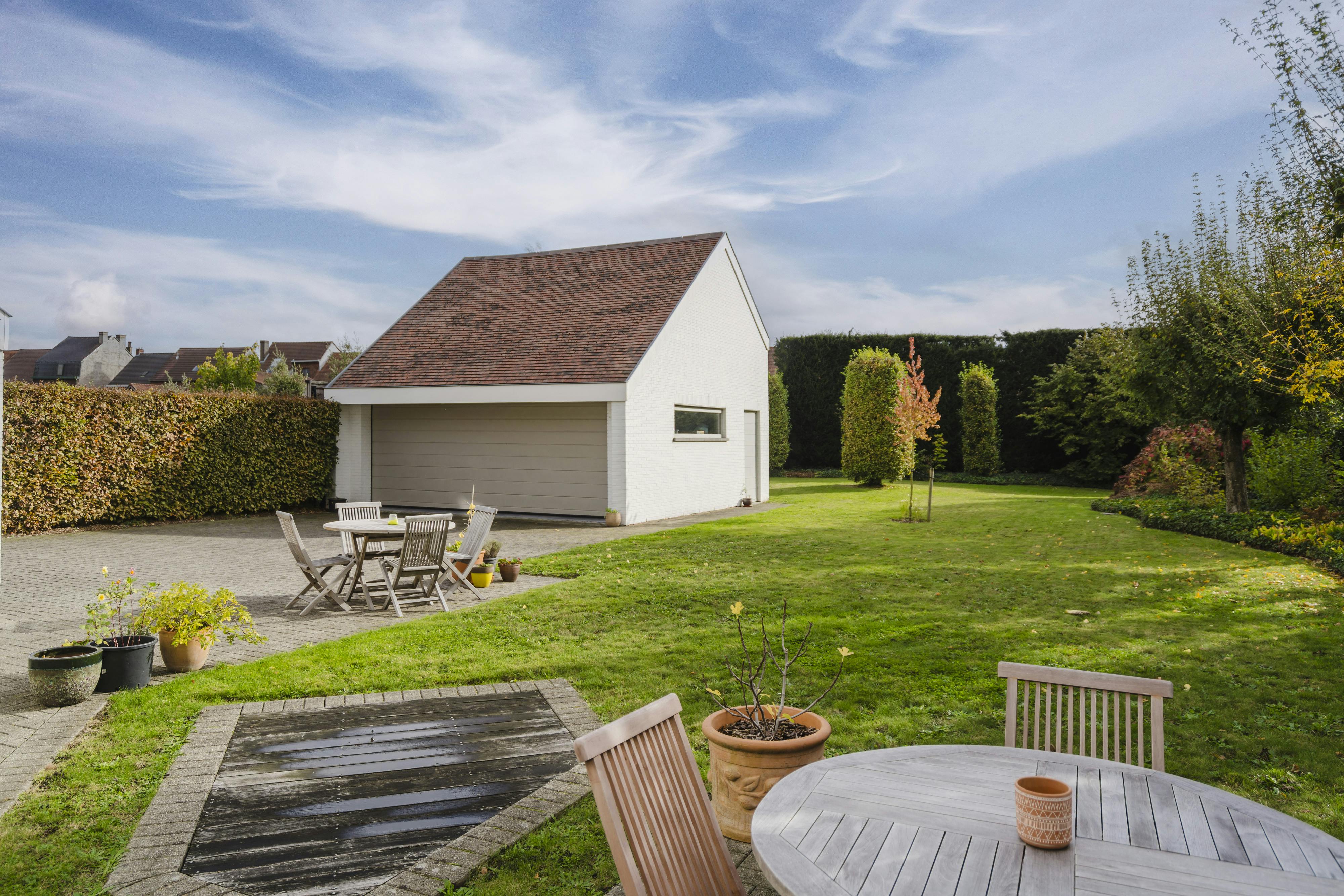 Ruime, gerenoveerde villa op 1327 m² met zuidgerichte tuin in rustige villawijk foto 25