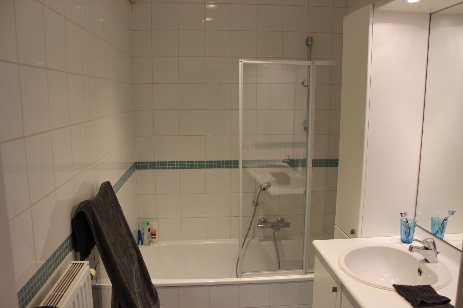 Appartement met lift, terras, garagebox en autostaanplaats foto 7
