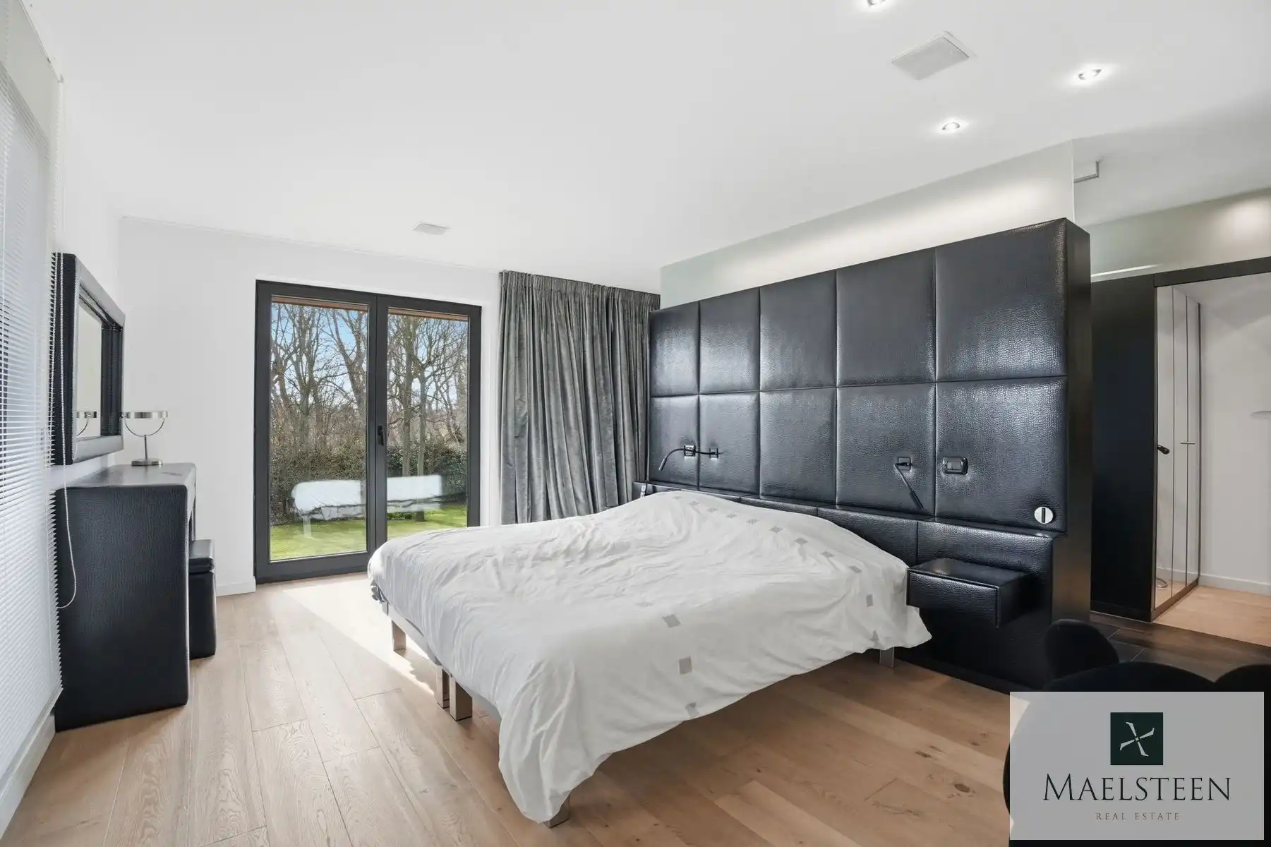 Villa met binnenzwembad op 2.045 m² Sint-Idesbald (Koksijde) foto 39