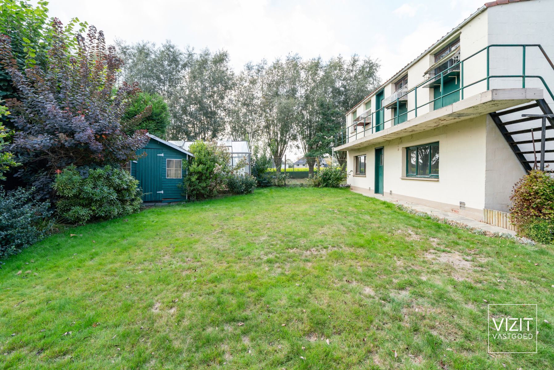 Karaktervolle woning in een rustige straat!  foto 3