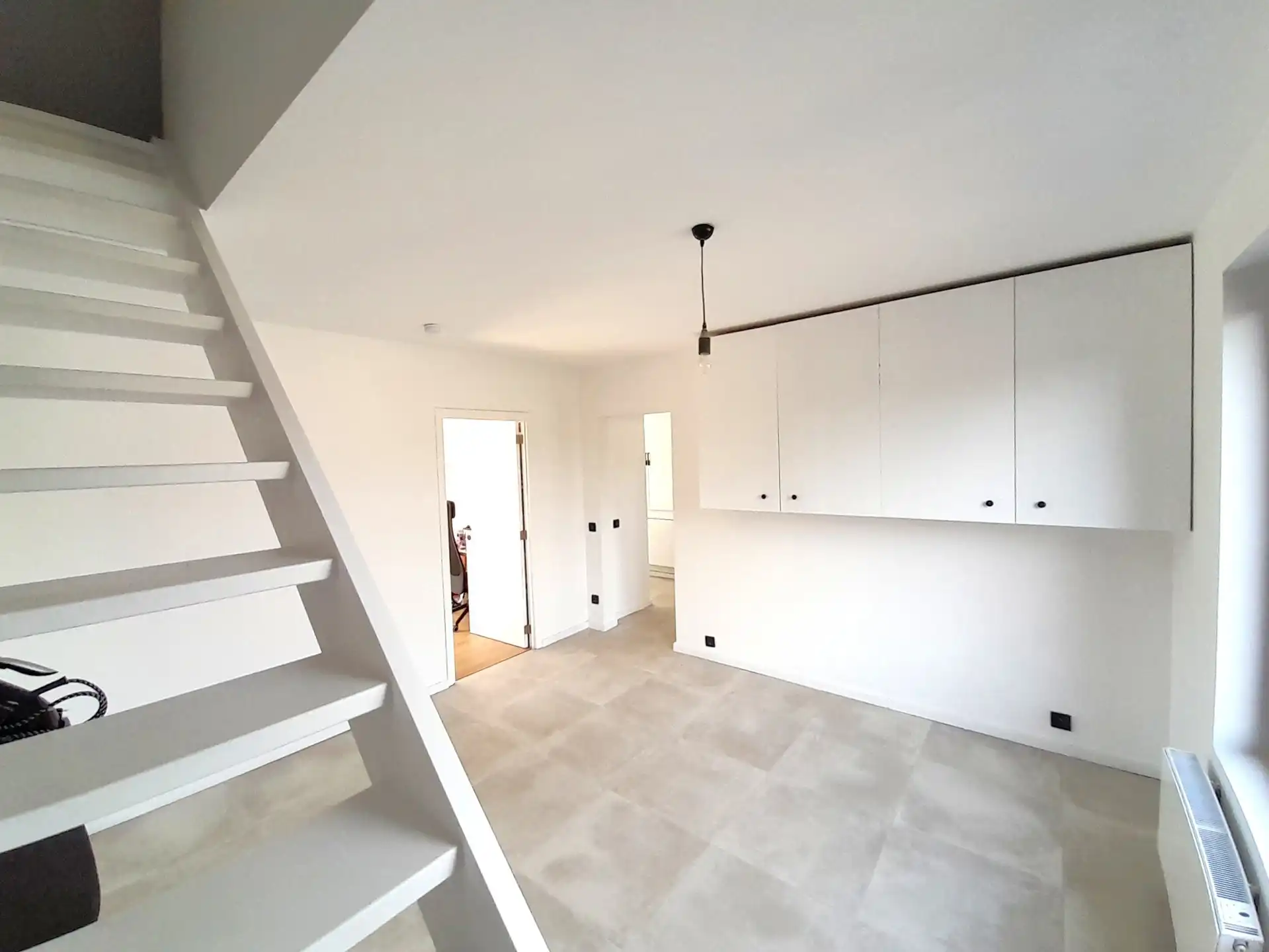 Recent gerenoveerde woning met 4 slaapkamers foto 18