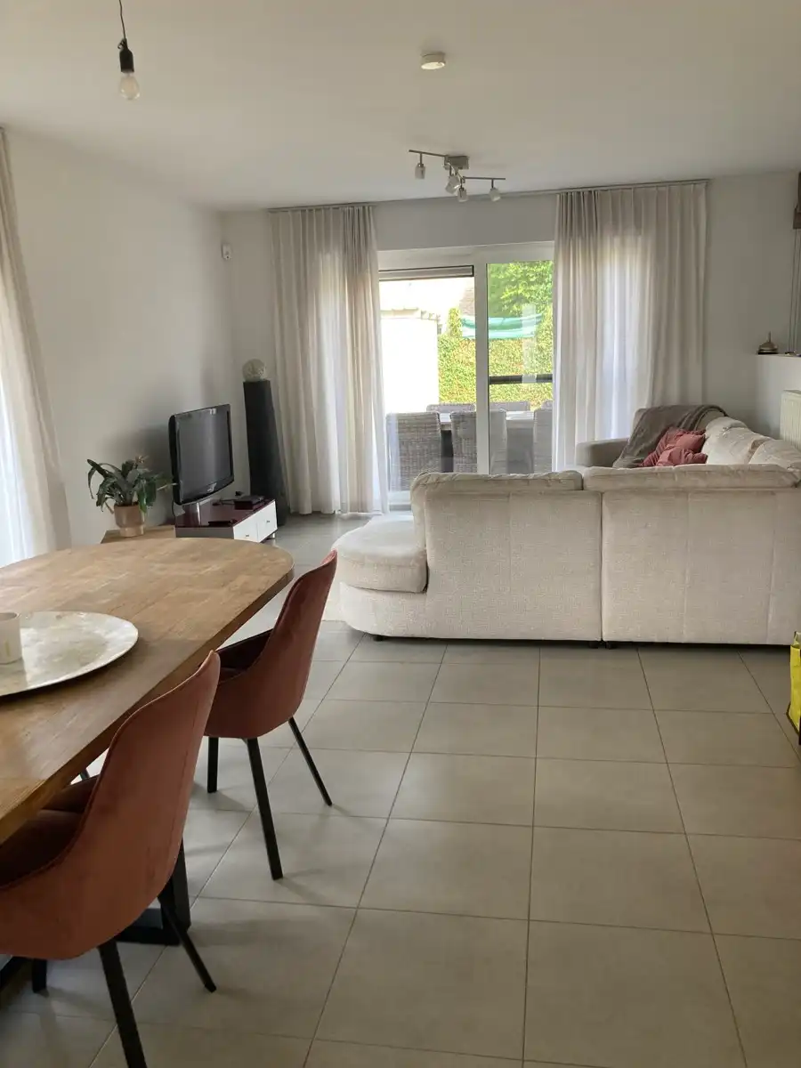 Moderne gezinswoning in rustige buurt te Lochristi foto 4