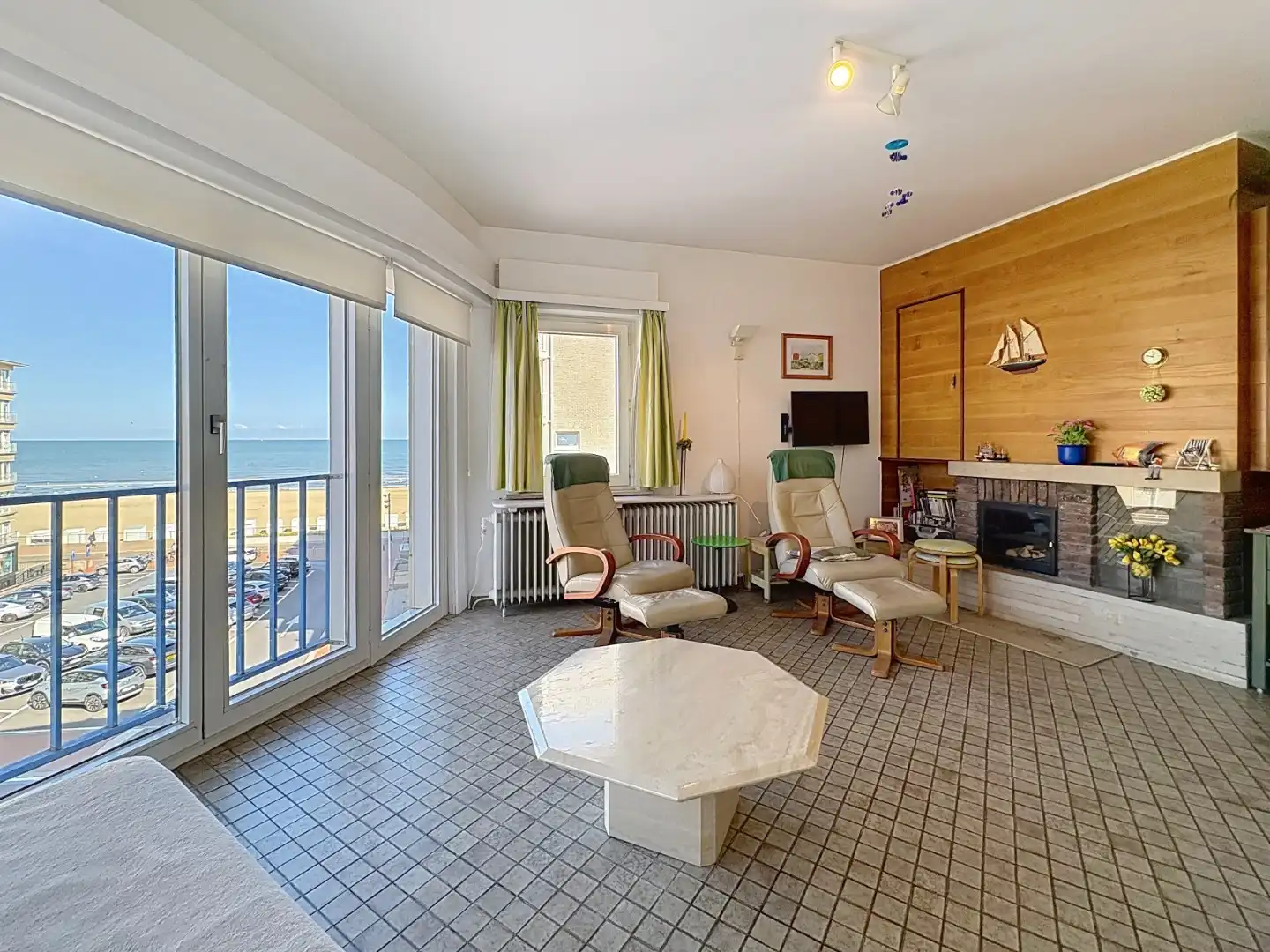 Te koop: Op te frissen appartement met zeezicht – Koksijde foto 2