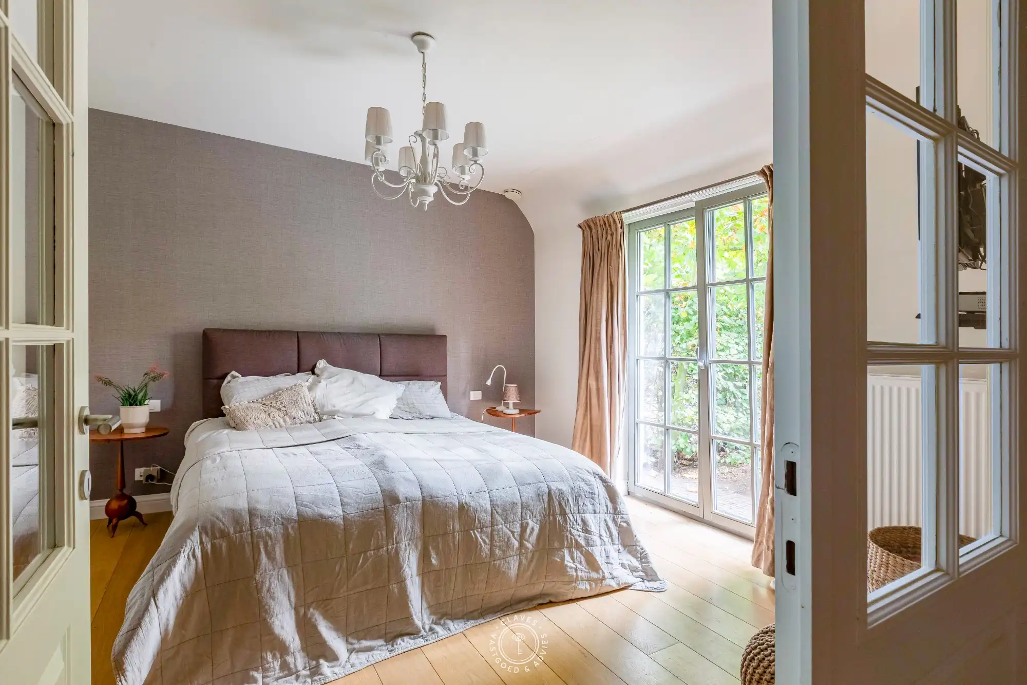 Prachtige villa te Waasmunster, temidden van groen foto 13