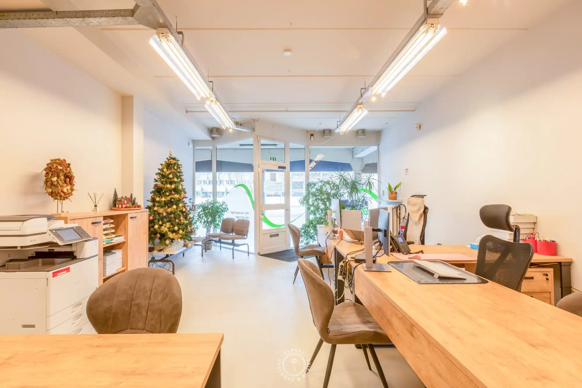 Commerciële buitenkans op het Hendrik Heymanplein foto 4