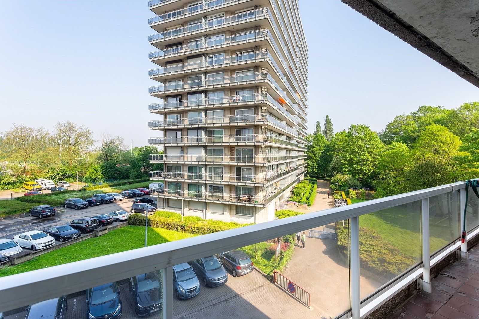 Ruim energiezuinig appartement met terras foto 14