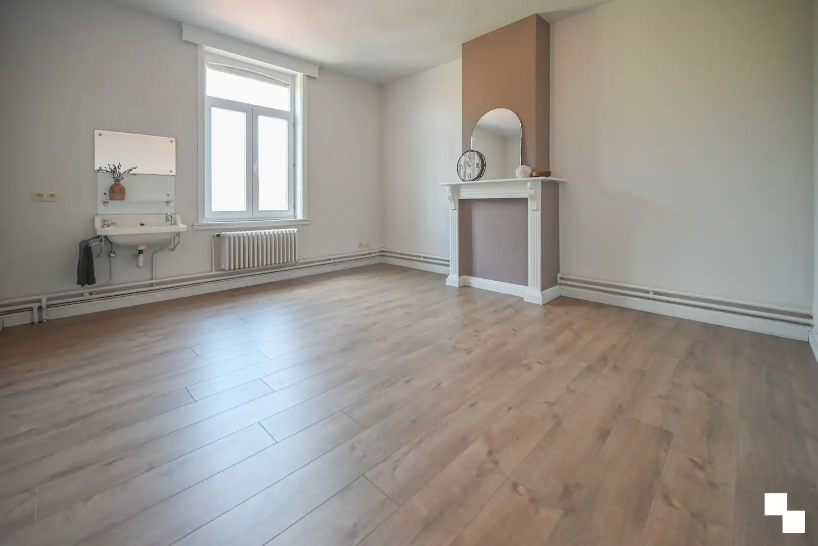Charmante herenwoning met 4 à 5 slaapkamers te Izegem foto 31