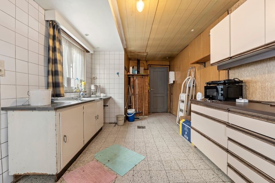 TE RENOVEREN STADSWONING IN SINT-TRUIDEN foto 17