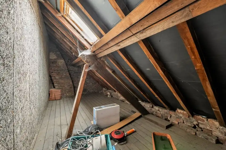 TE RENOVEREN STADSWONING IN SINT-TRUIDEN foto 20