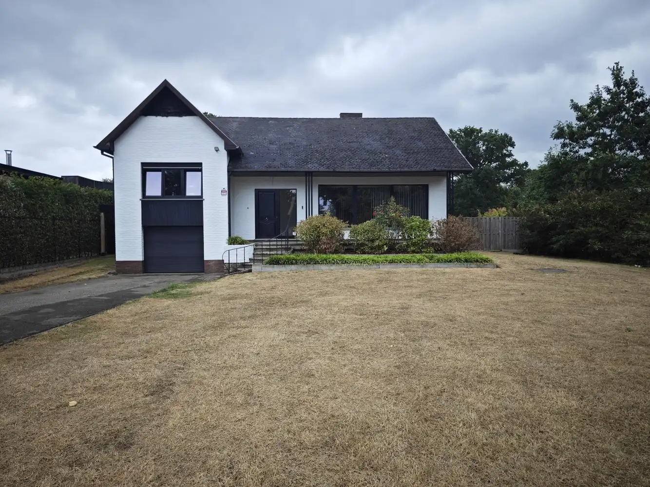 Grotendeels gerenoveerde woning op 16a78ca foto 53