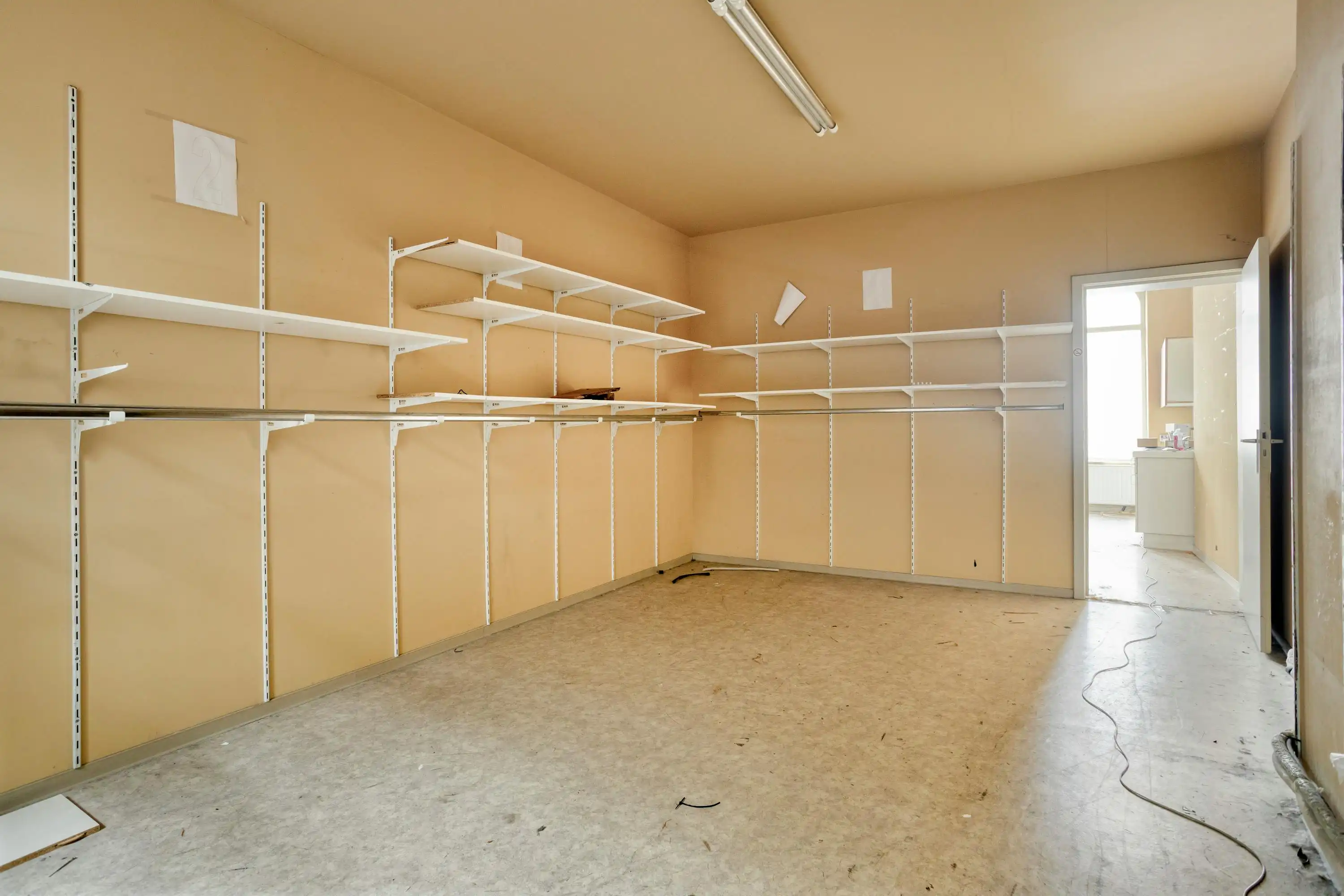 Handelspand te koop in de Ooststraat, Roeselare foto 13