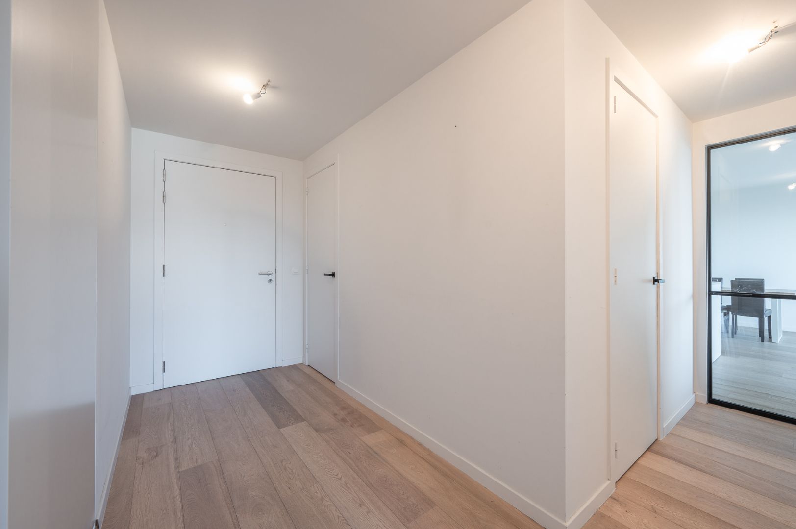 Prachtig twee slaapkamer appartement in het bruisende Duinenwater foto 14