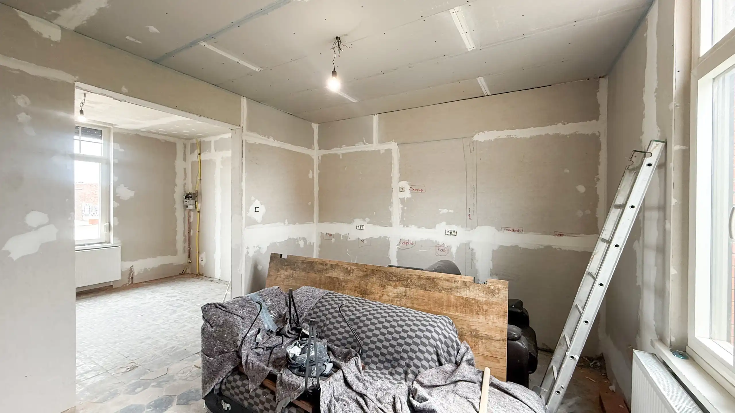 Woning met 2 slpks en ruimte voor eigen afwerking! foto 5