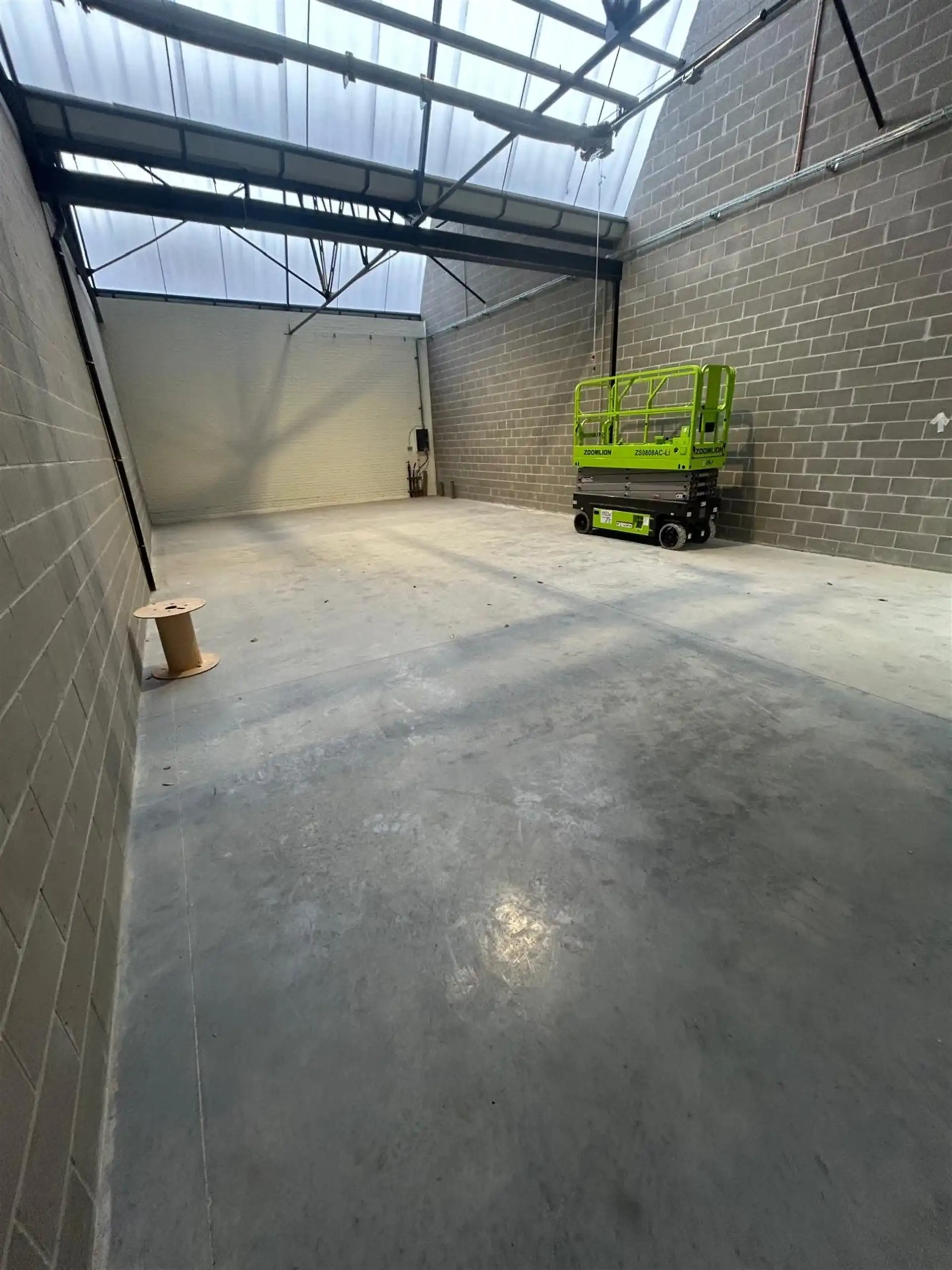 Gunstig gelegen magazijn van 124m² foto 8