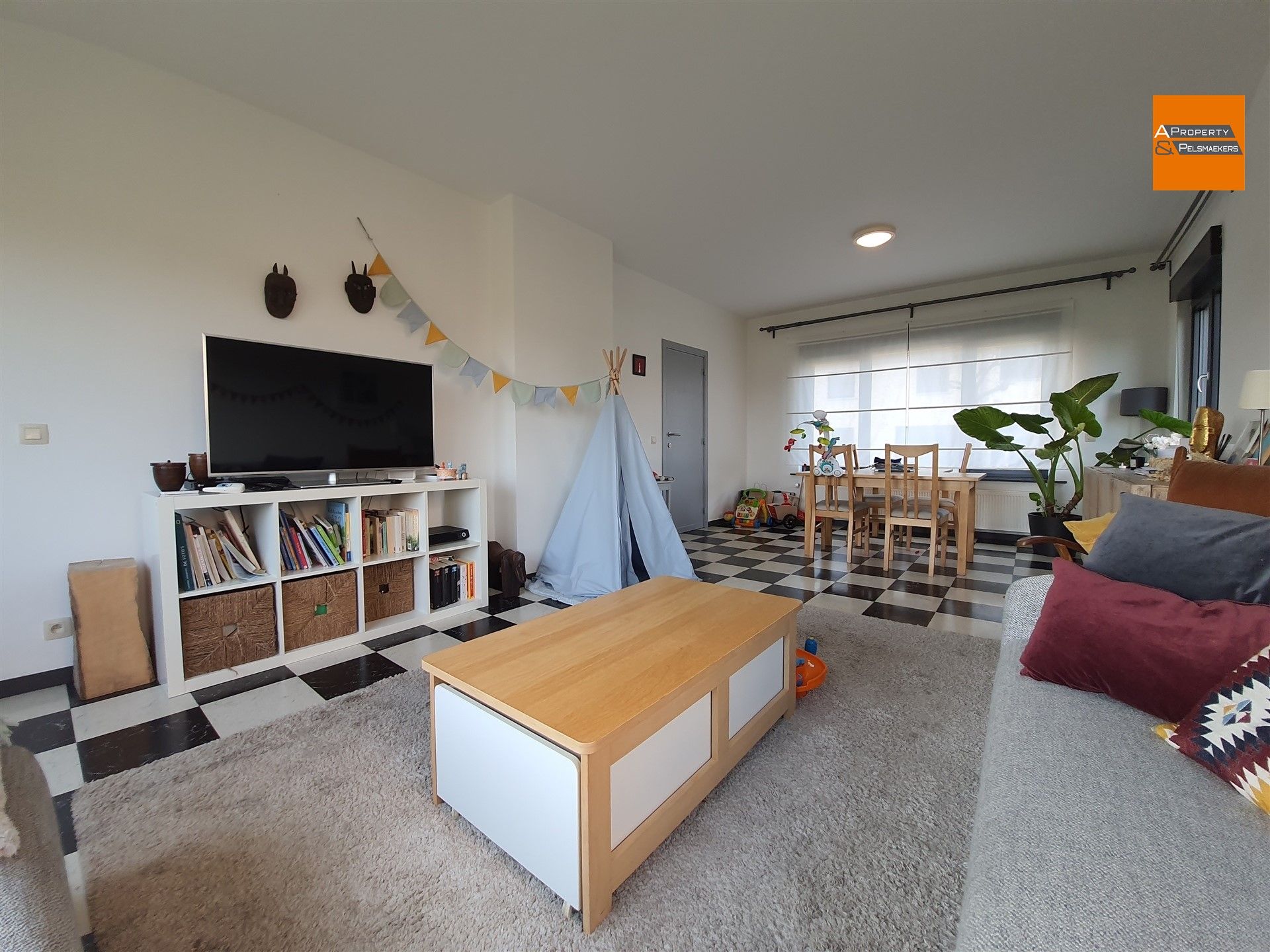 Gerenoveerde Villa met 6 slaapkamers foto 5