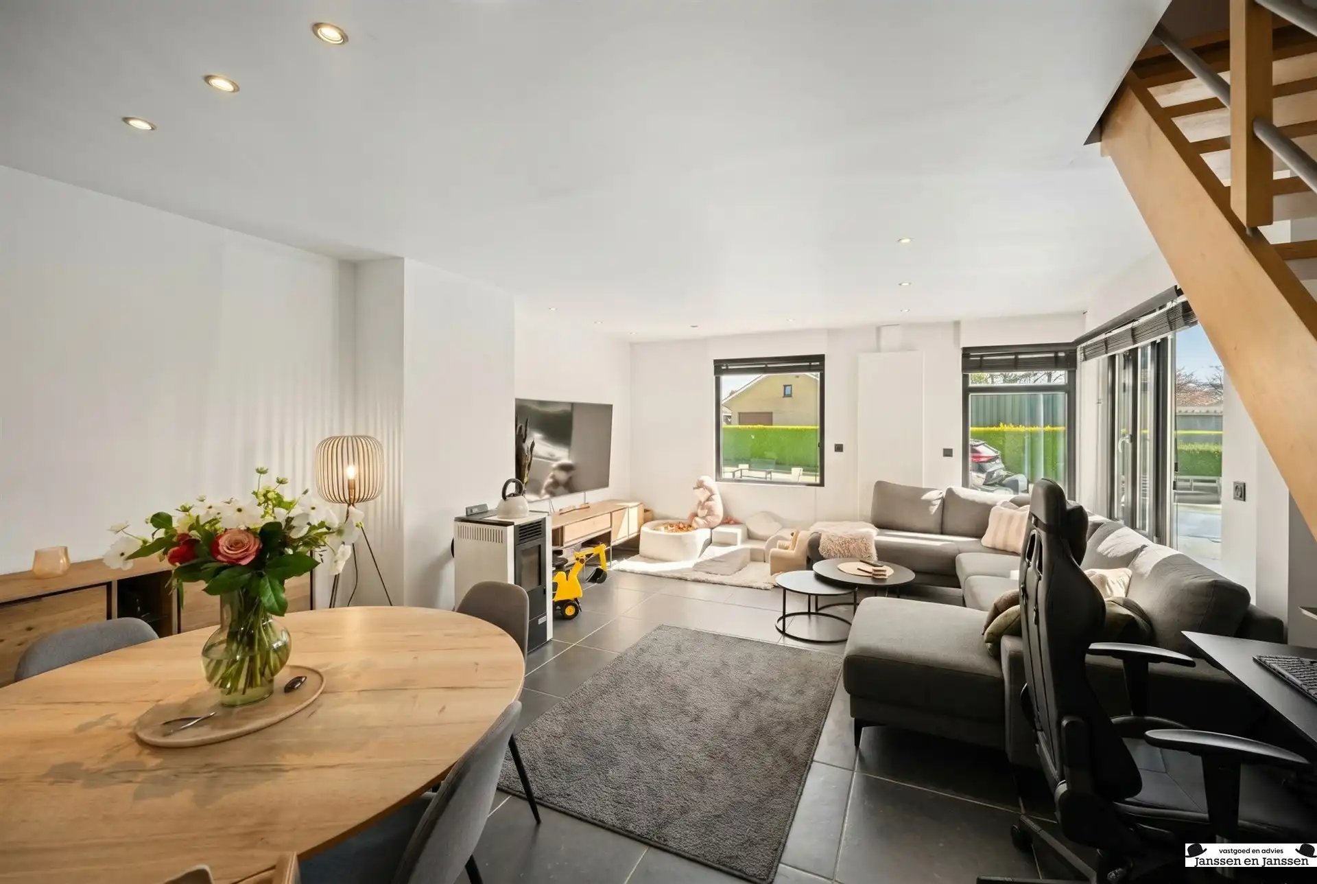 Instapklare gezinswoning met tuin nabij Brugge foto 7