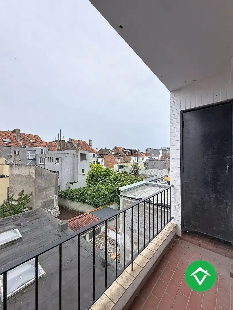 Recent gerenoveerd instapklaar appartement met 2 slaapkamers en terras in Oostende foto 15