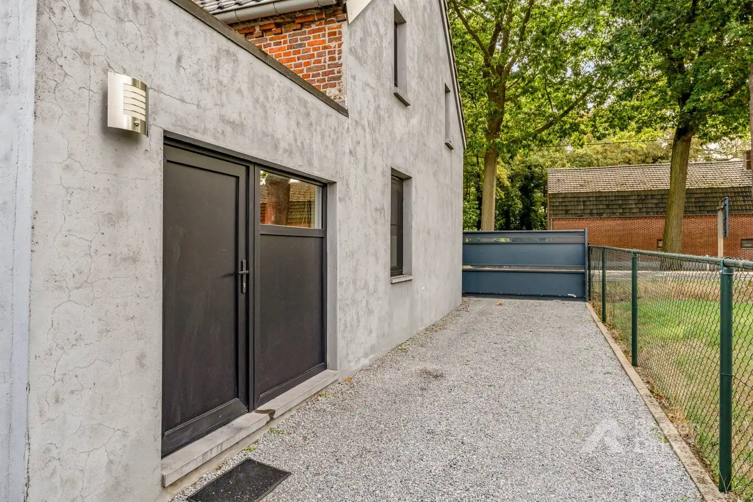 Karaktervolle gerenoveerde landelijke gezinswoning met 5 slaapkamers op perceel van 556m² foto 29