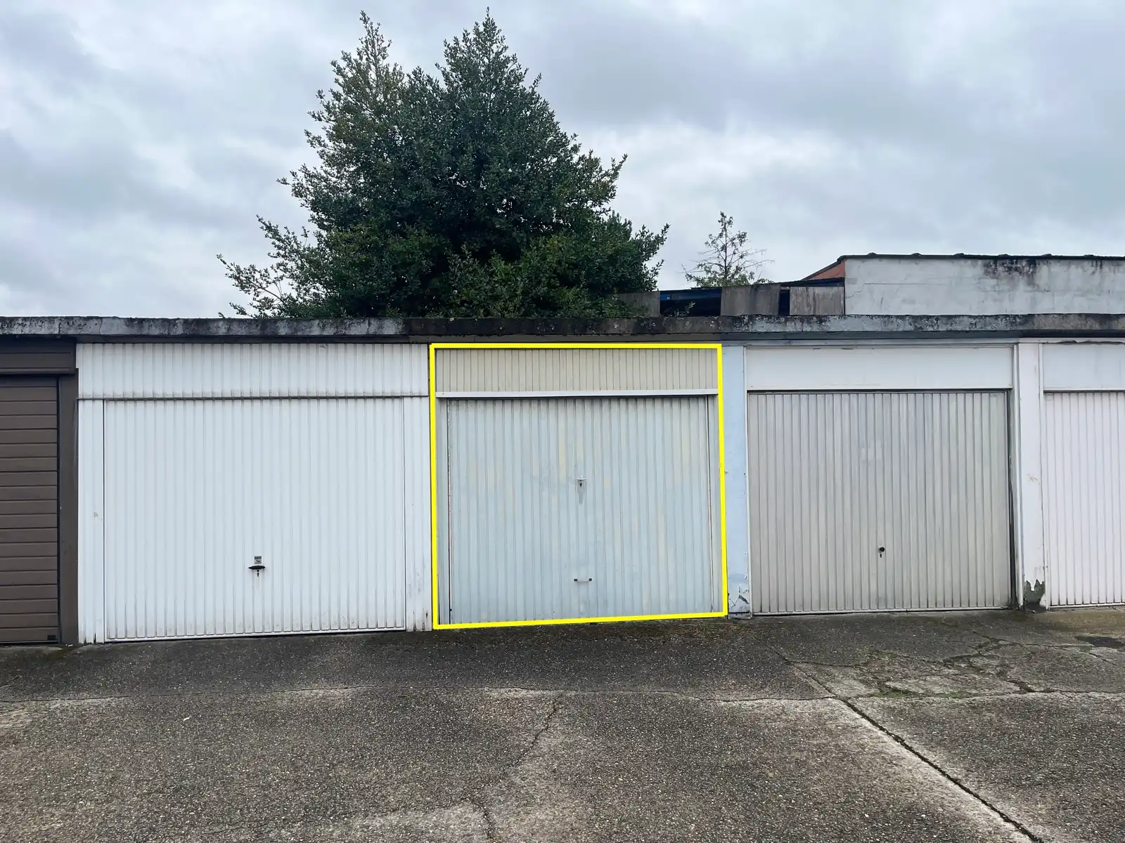 Garage te koop Albertstraat 26 + - 2845 Niel