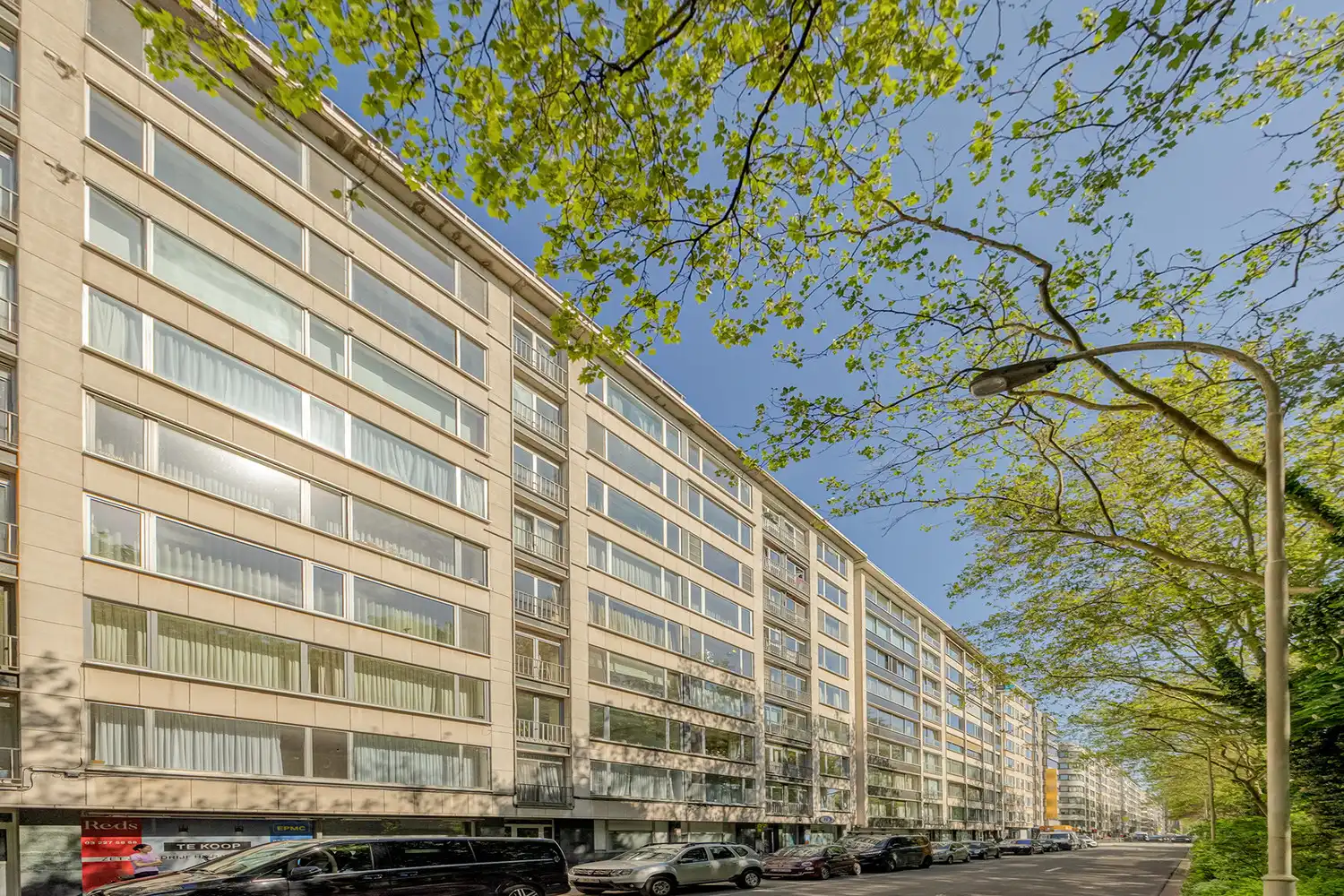 Ruim en instapklaar 2-slaapkamer appartement op toplocatie aan het Stadspark met terras, EPC B! foto 26