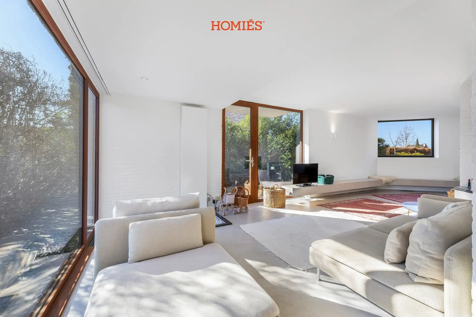 Unieke architectenwoning met veel lichtinval foto 2