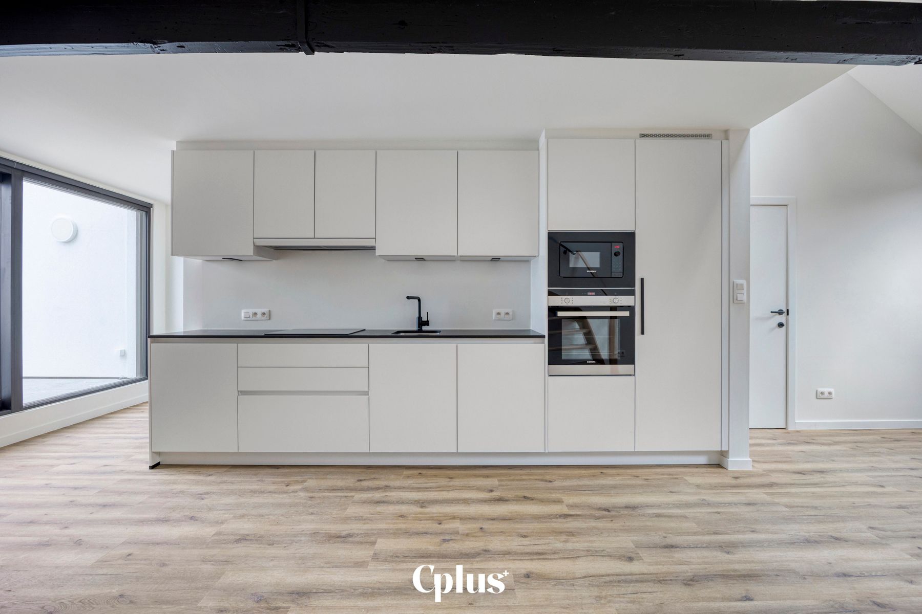 Energiezuinig en gerenoveerde duplex - te huur foto 3