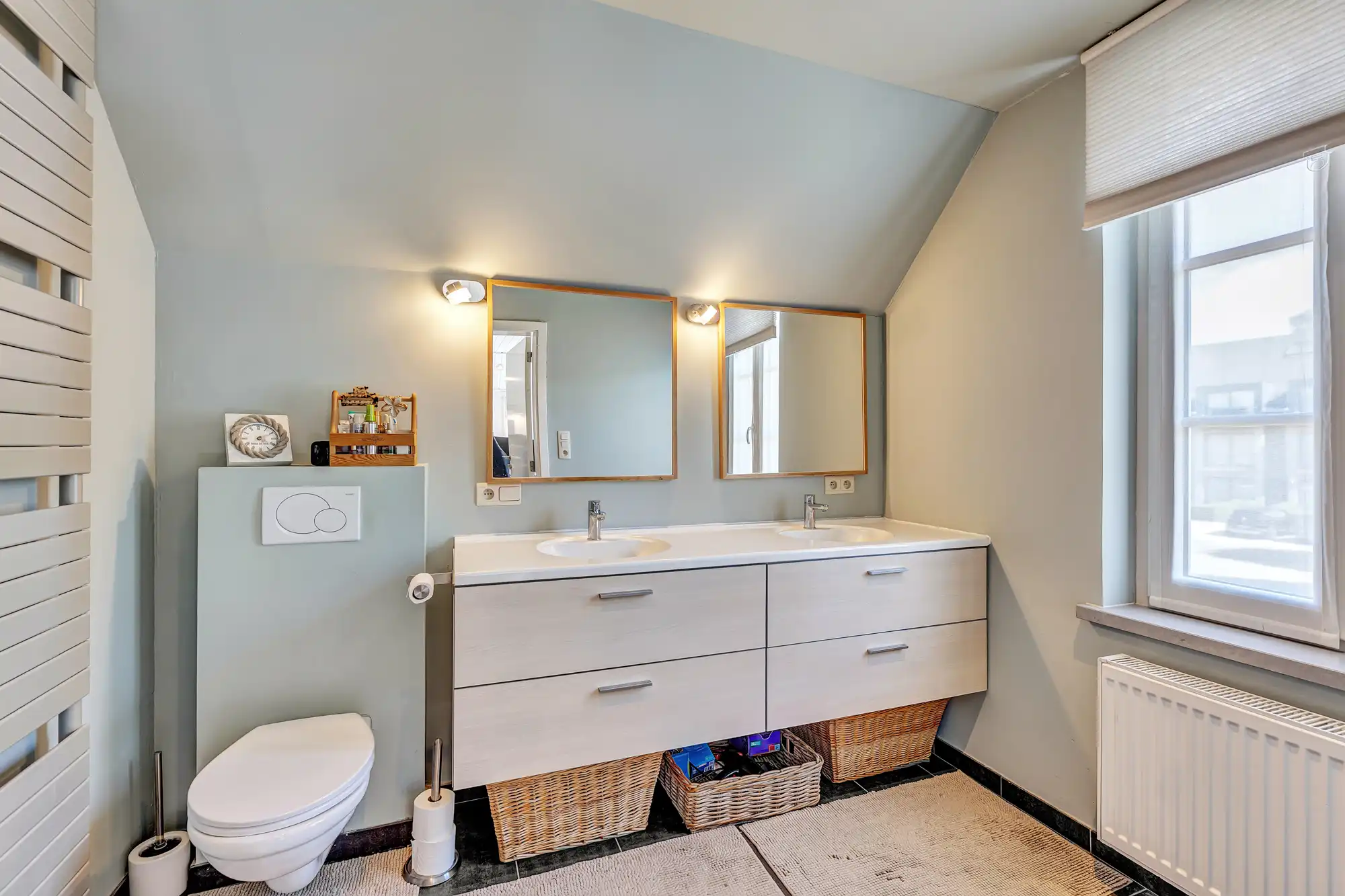 Instapklare, goed onderhouden villa op gunstige locatie foto 34