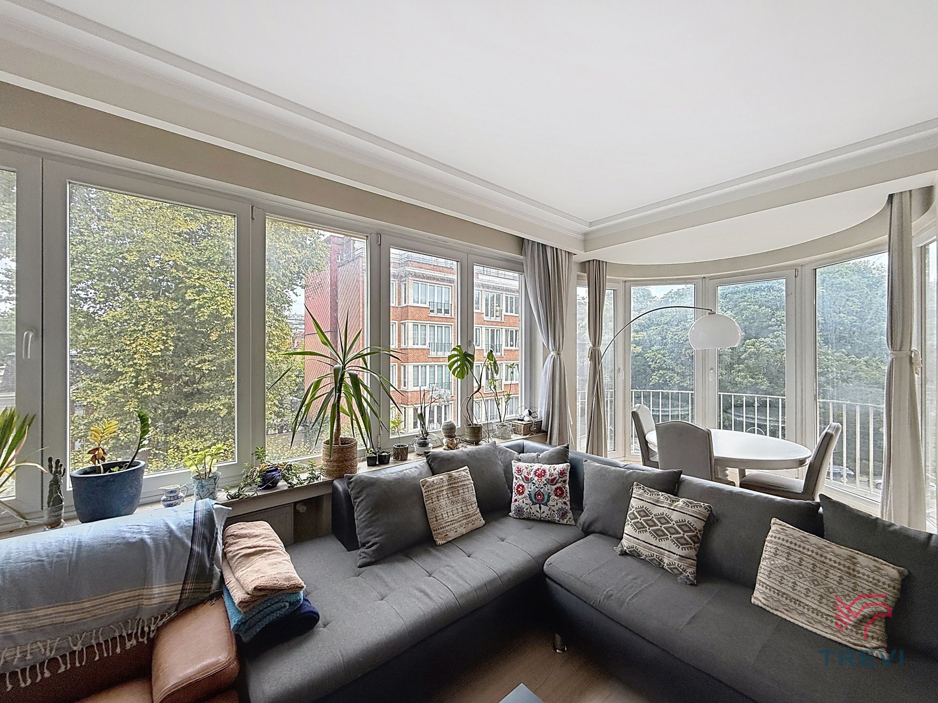 Mooi appartement met 2 slaapkamers op een ideale locatie! foto 4