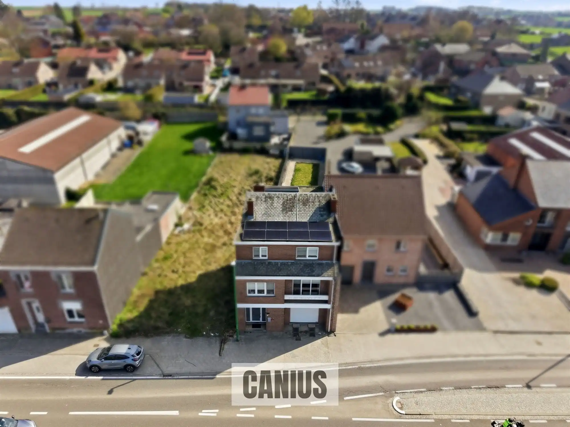 CHARMANTE BEL-ETAGE WONING MET 3 SLAAPKAMERS foto 21