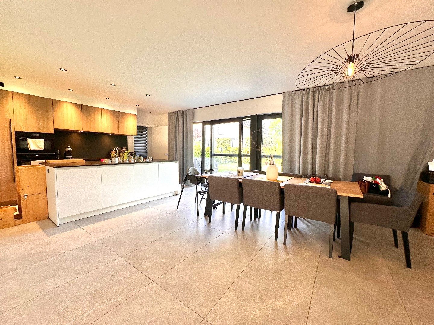 Ruime en moderne woning met luxueuze afwerking in Voeren foto 8