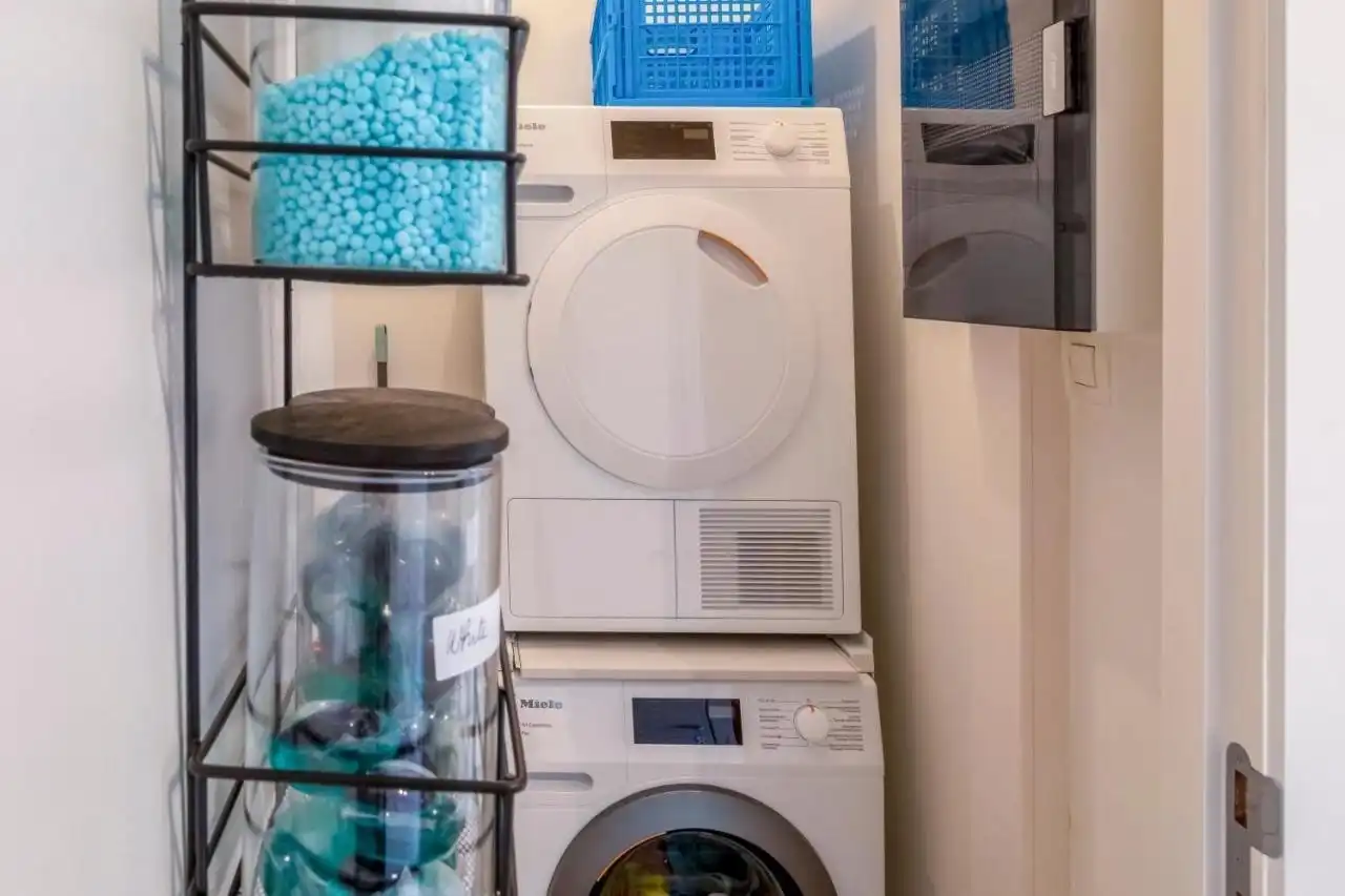 Exclusief gerenoveerd 3-slaapkamerappartement met prachtig zicht op het Citadelpark en parkeerplaats foto 9