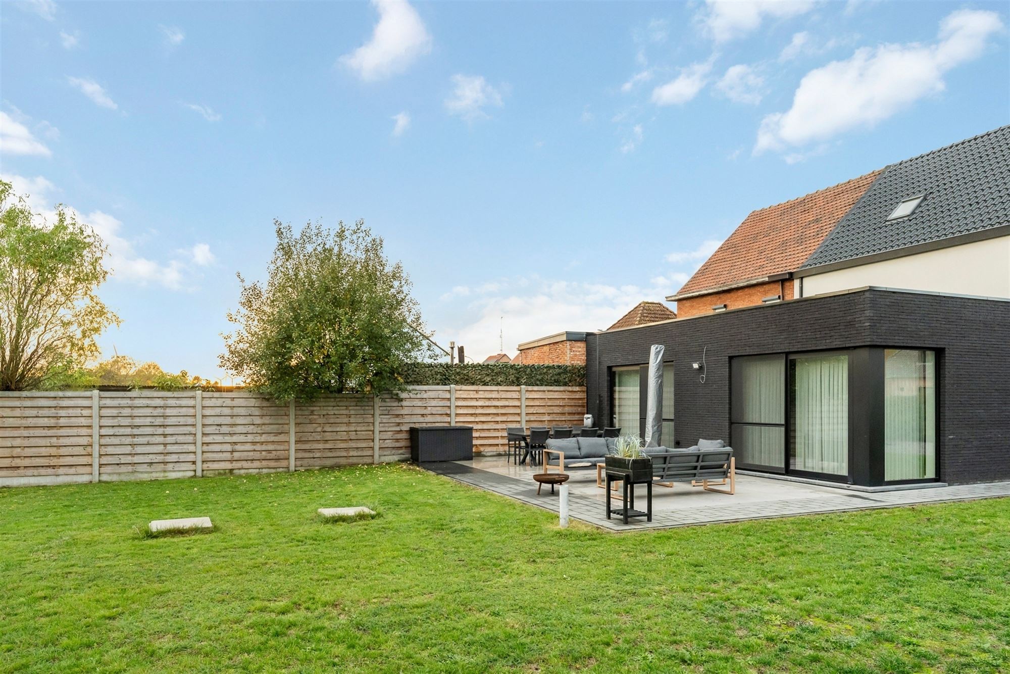 UITERST KNAP GERENOVEERDE WONING MET 3-4 SLAAPKAMERS OP EEN PERCEEL VAN 12A48CA TE BEVERLO foto 23