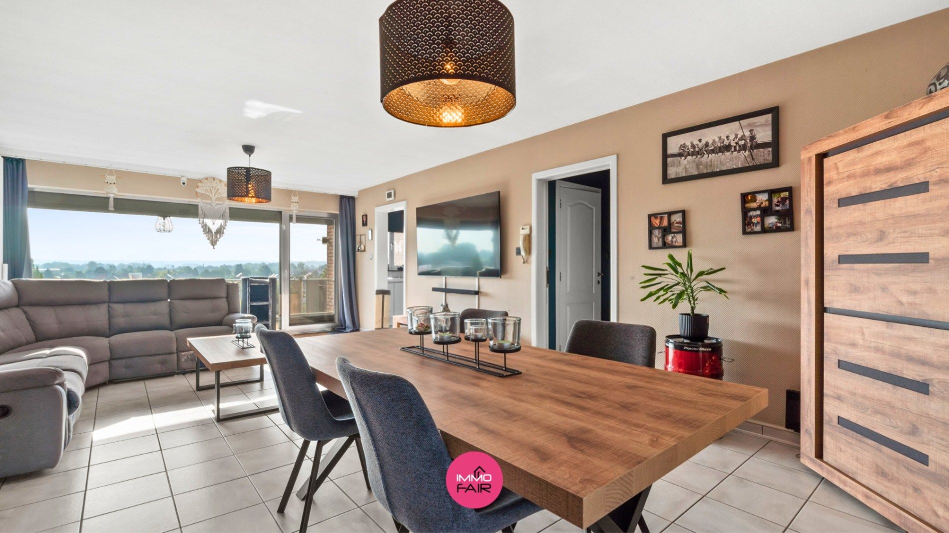 Betaalbaar, instapklaar penthouse met panoramisch uitzicht over Nationaal Park Hoge Kempen! foto {{pictureIndex}}