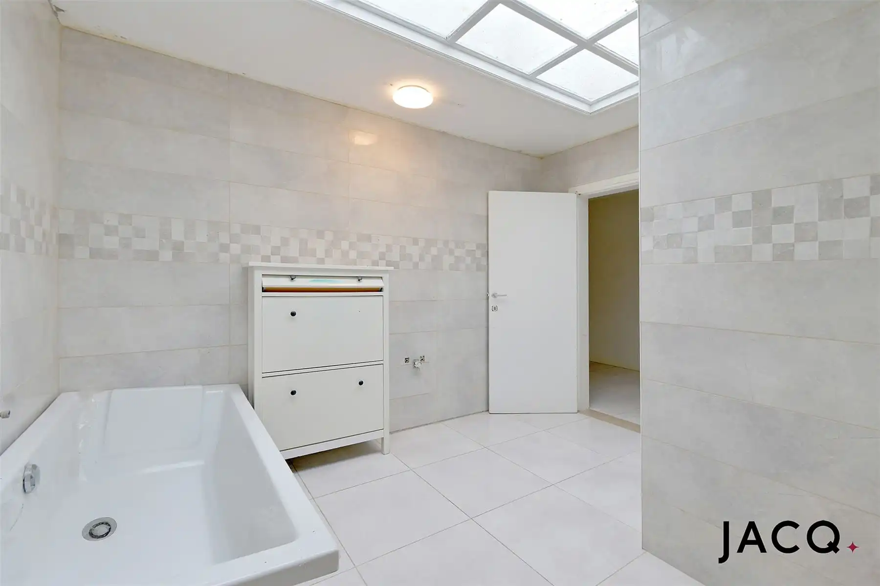 Ruime woning met 4 slaapkamers en tuin te Nijlen! foto 14