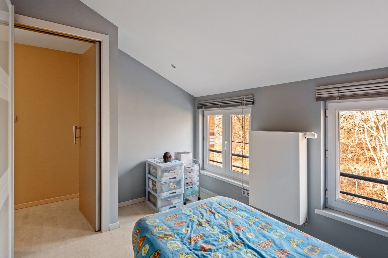 Ruime halfopen woning met 4 à 6 SLPKS, apart kantoor en een groot magazijn in Mortsel! foto 34