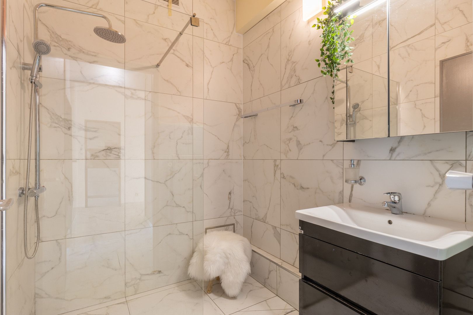 Ruim, instapklaar app met 2 slpk foto 7