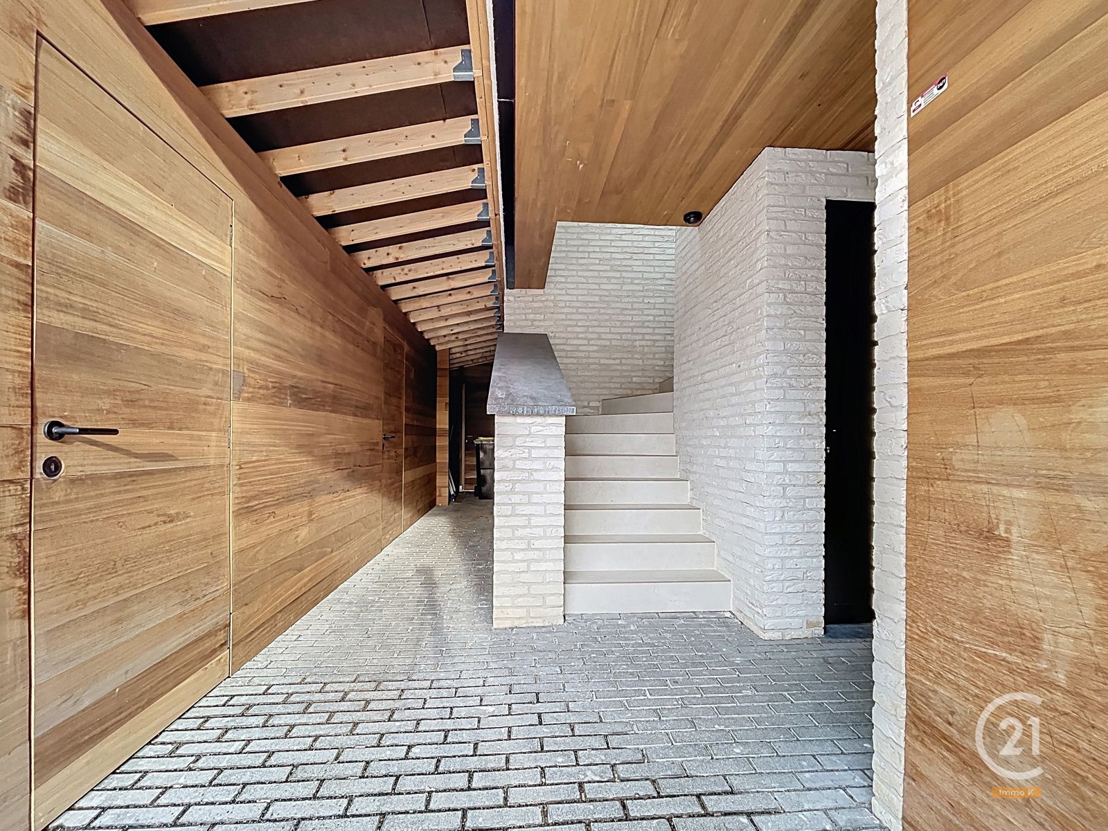 Nieuwbouw duplex met 4 slpks, terras, tuin en staanplaats foto 5