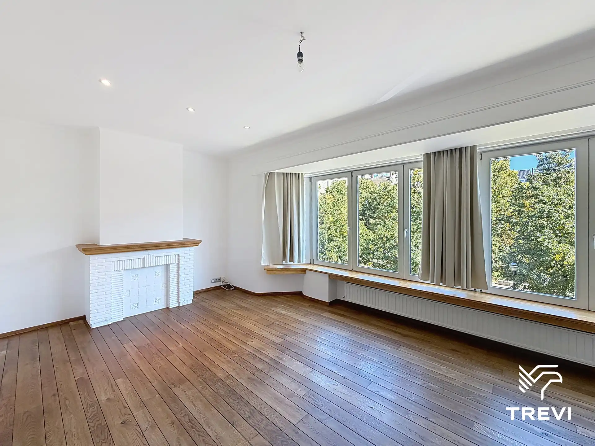 SINT-KATELIJNE – Appartement met 1 slaapkamer + bureau! foto {{pictureIndex}}