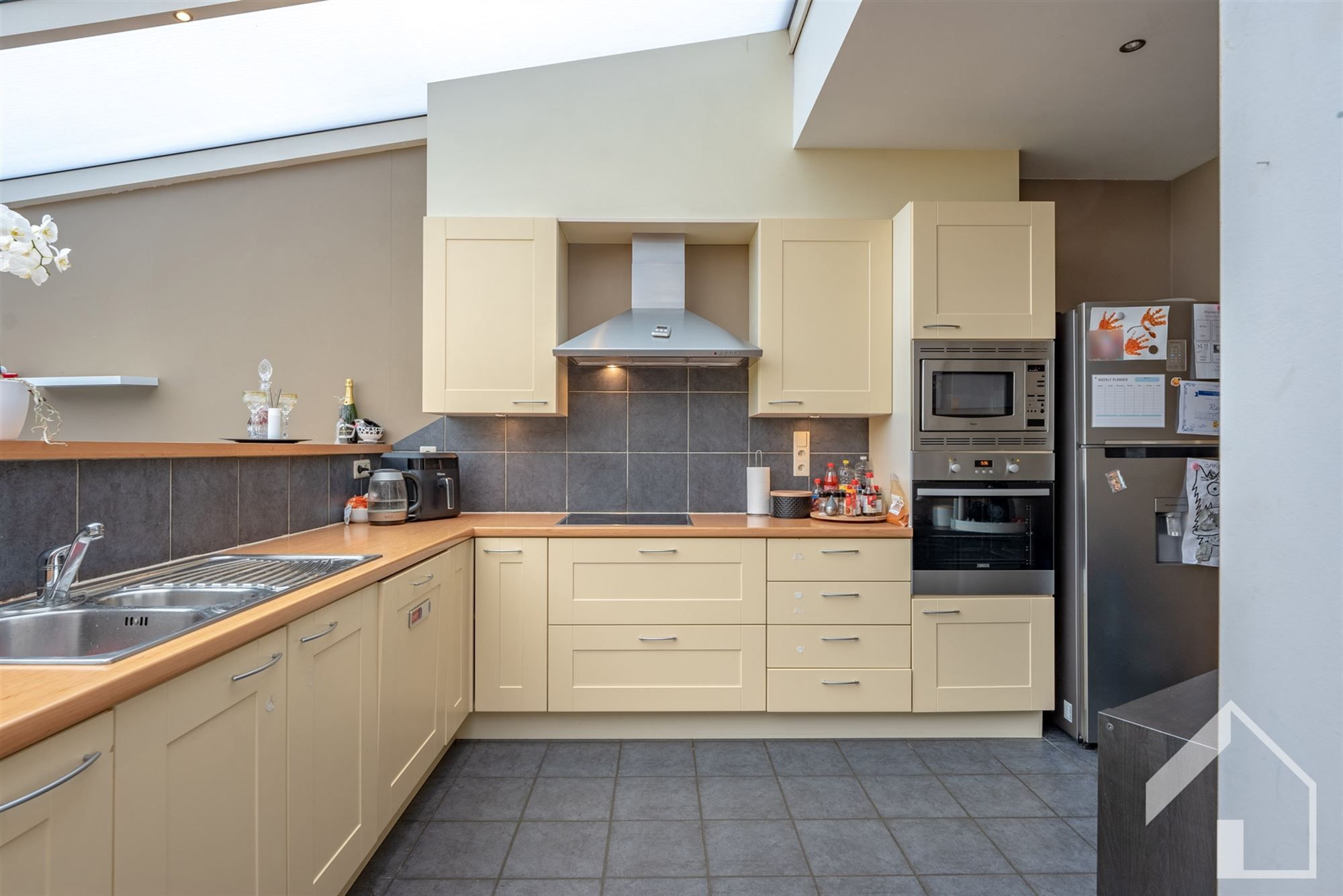 RUIME WONING MET 4 SLAAPKAMERS foto 3