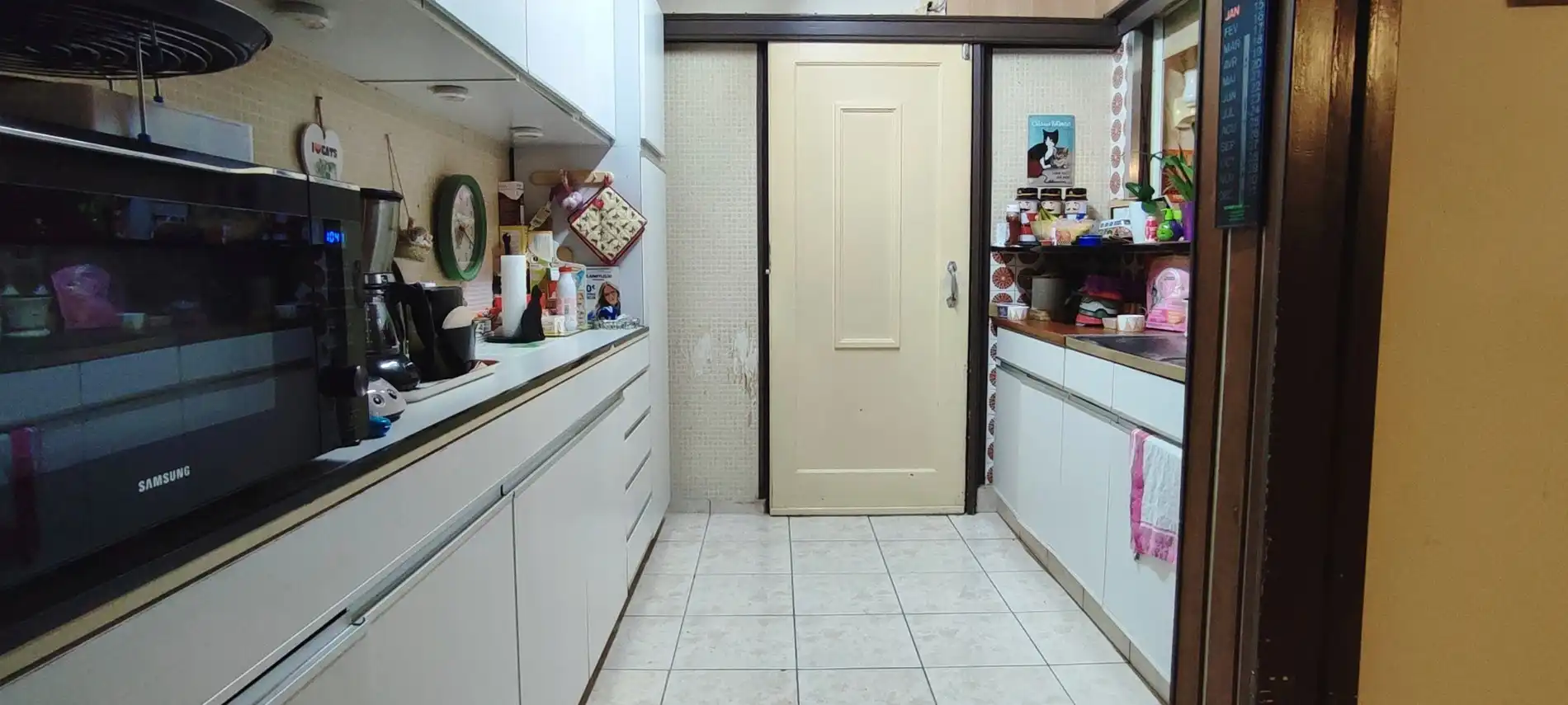 Sint Kruis: Ruime stadswoning in rustige straat foto 6