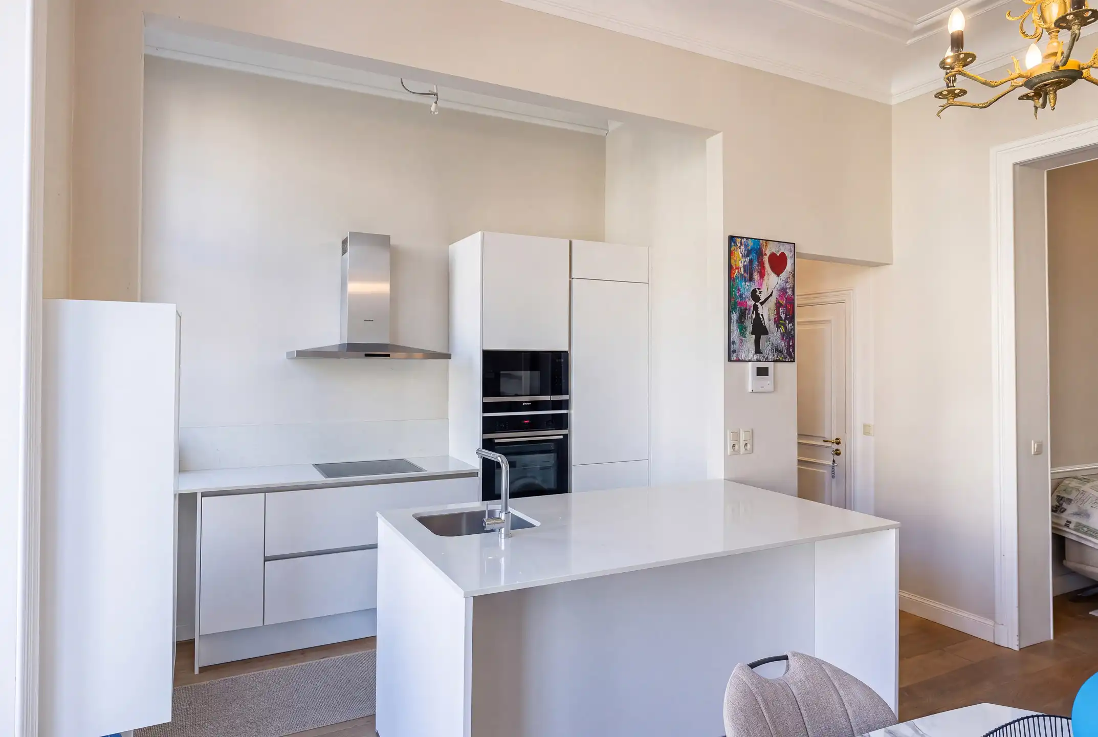 Licht en sfeervol appartement met 1 slaapkamer! foto 4