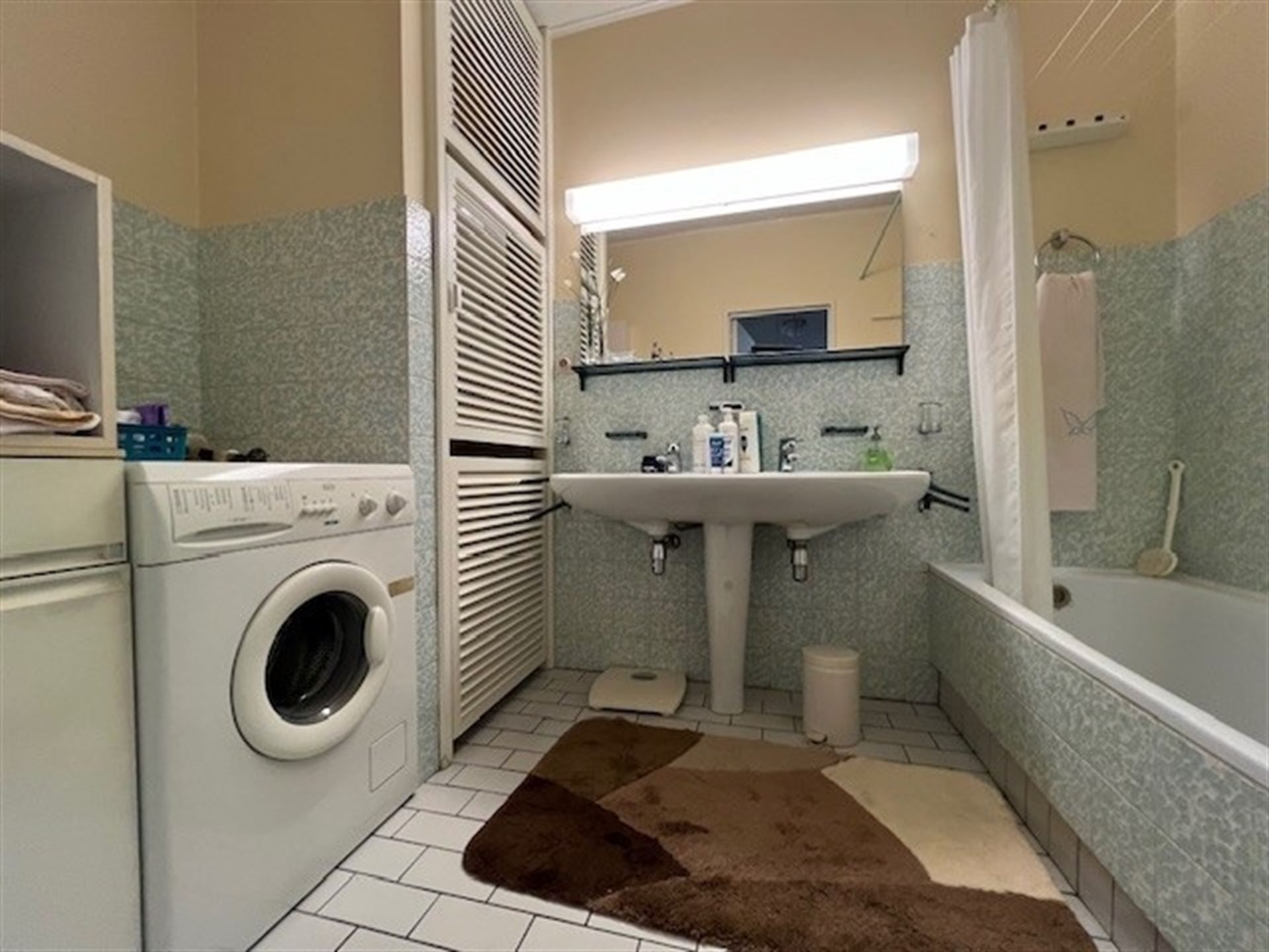 3- slaapkamerappartement gelegen in rustige buurt foto 5