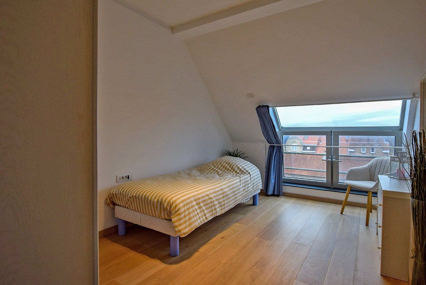 Prachtig 1-slaapkamerappartement (assistentiewoning) in Residentie Clarenhof, uniek wonen in hartje Nieuwpoort.  foto 9