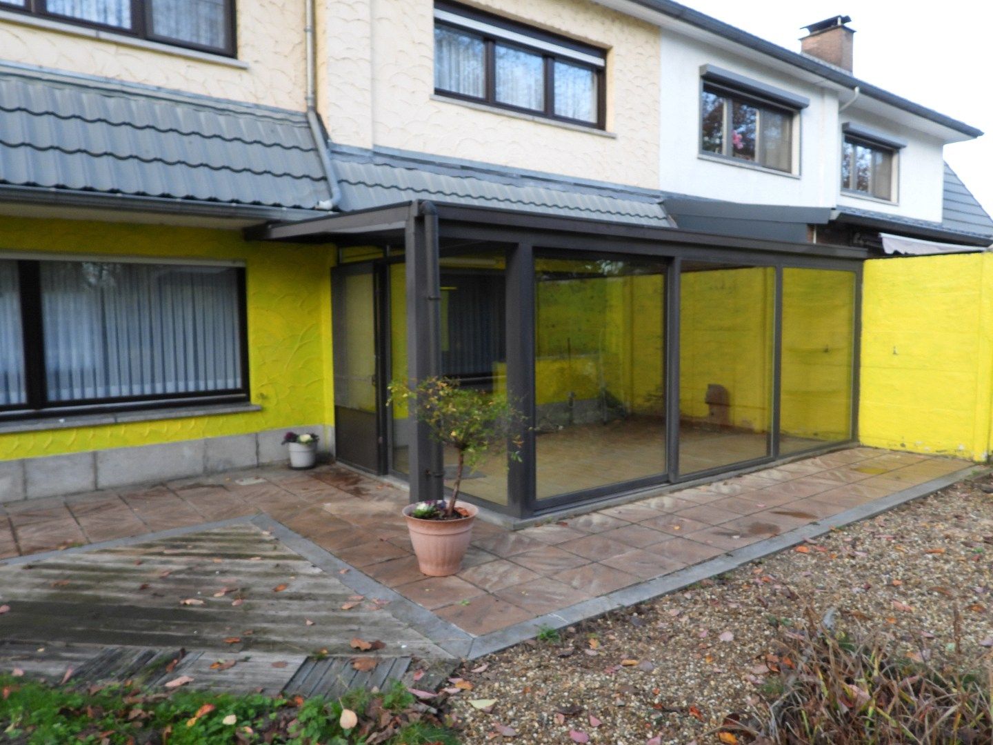 Charmante  woning met tuin op toplocatie te Drieslinter, Staionsplein 4 foto 2