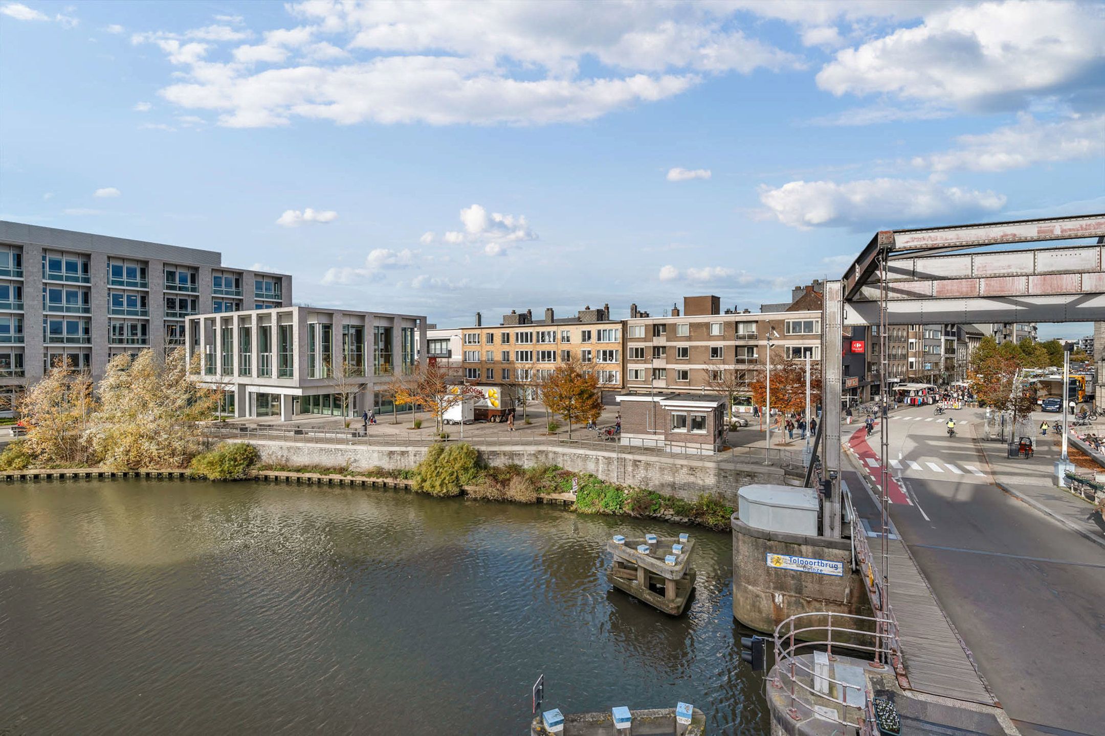 Appartement met uitzicht op de Leie foto {{pictureIndex}}