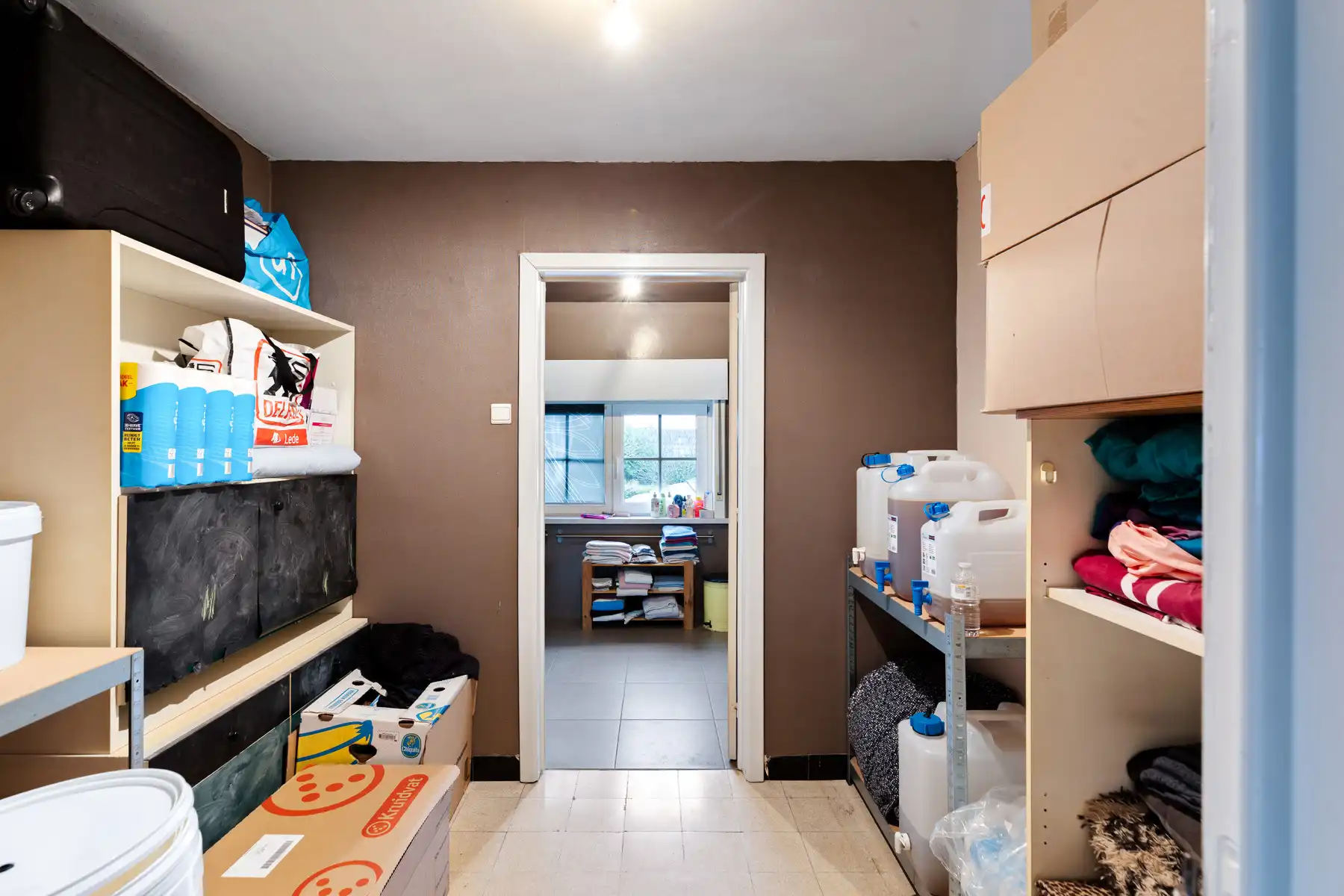 Karaktervolle gezinswoning met potentieel en zonnige tuin. foto 9