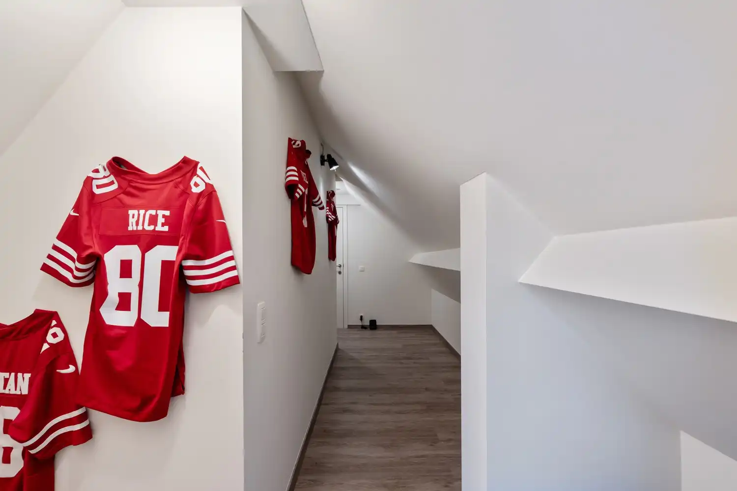 Gerenoveerd handelspand met appartement op gunstige locatie! foto 13